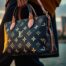 découvrez les secrets de fabrication du successeur du neonoé de louis vuitton : matériaux d’exception, savoir-faire artisanal et innovations exclusives dévoilés par la maison emblématique du luxe français.